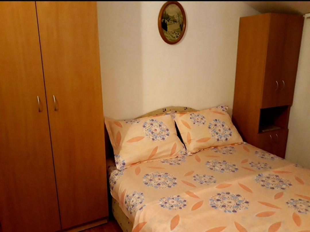 Apartments Teodora Obala Petrovac Ngoại thất bức ảnh